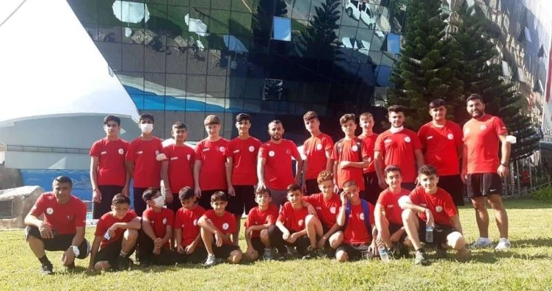 Hakkarili sporcular kamptan memnun ayrıldı
