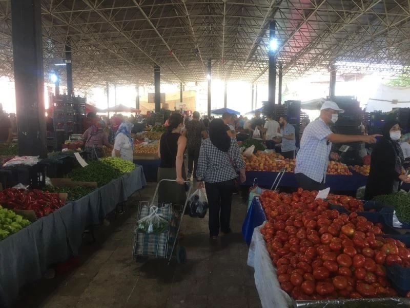 Acıpayam’da pazaryeri ve kıraathaneler 14 gün kapalı kalacak
