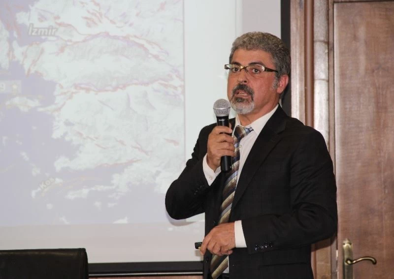 Prof. Dr. Sözbilir: “Fayları saniye saniye izleyeceğiz”
