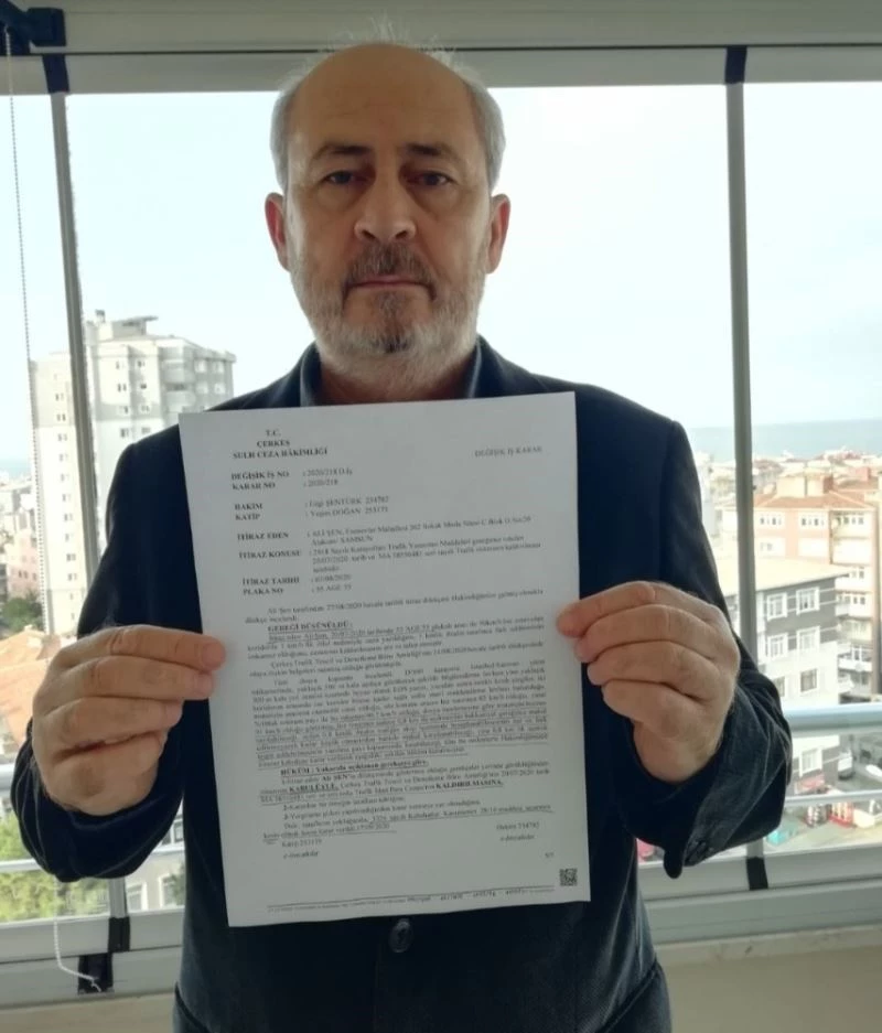 Hız limitini 1 kilometre aştı diye yazılan cezayı mahkeme kararıyla iptal ettirdi
