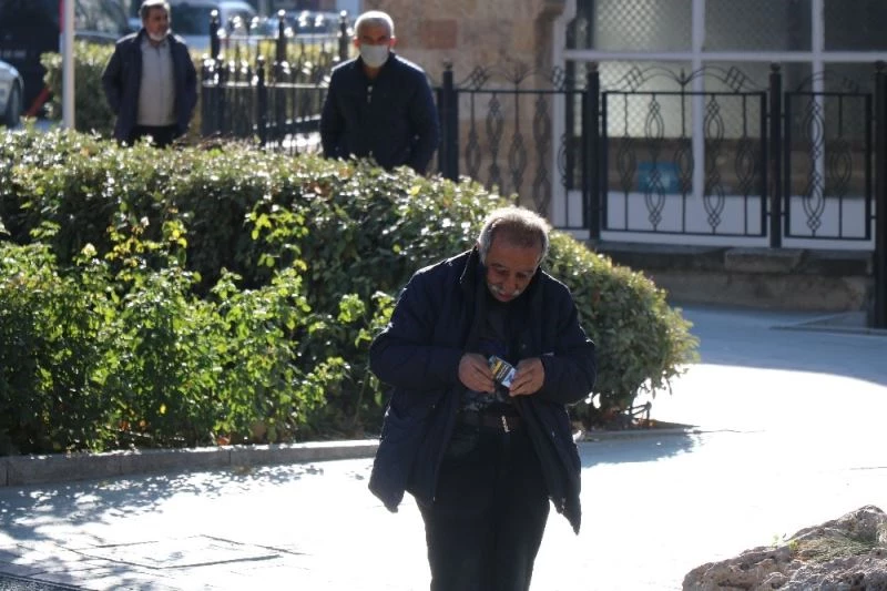 Kırşehirliler, sokakta sigara yasaklarını destekliyor
