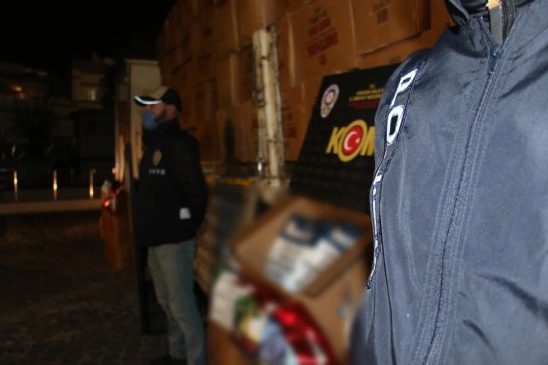 Ankara polisi iki tırda 6 ton 665 kilo kaçak tütün ele geçirdi
