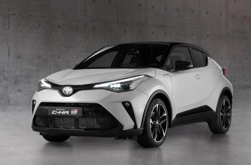Toyota’nın sportif GR Sport ürün gamına C-HR de katıldı