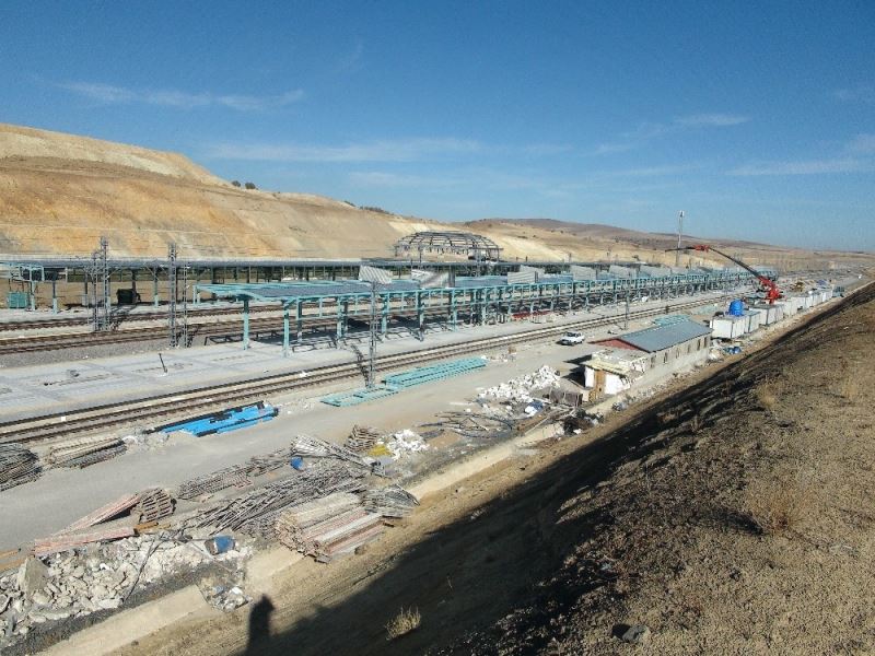 Ankara-Sivas Yüksek Hızlı Tren hattında istasyon yapım çalışmaları sürüyor
