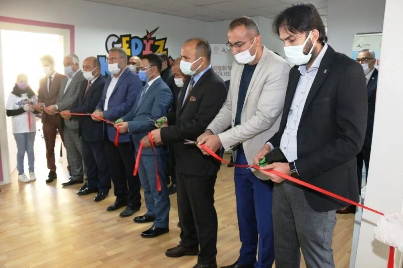 Gediz’de Kendin Yap Atölyesi hizmete girdi
