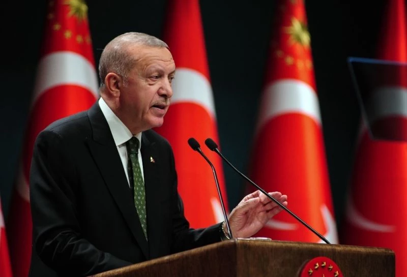 Cumhurbaşkanı Erdoğan: “Yeni reform hazırlıkları içindeyiz. İnsan hakları eylem planı da bu hazırlıkların en önemlilerindendir.”
