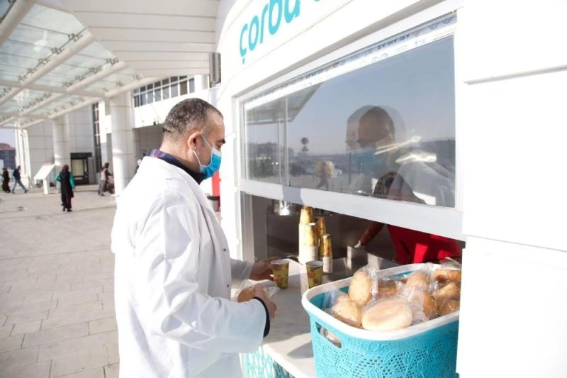 Başkan Dinçer: “Çorba evimizde günde bin vatandaşımızın içini ısıtıyoruz’’
