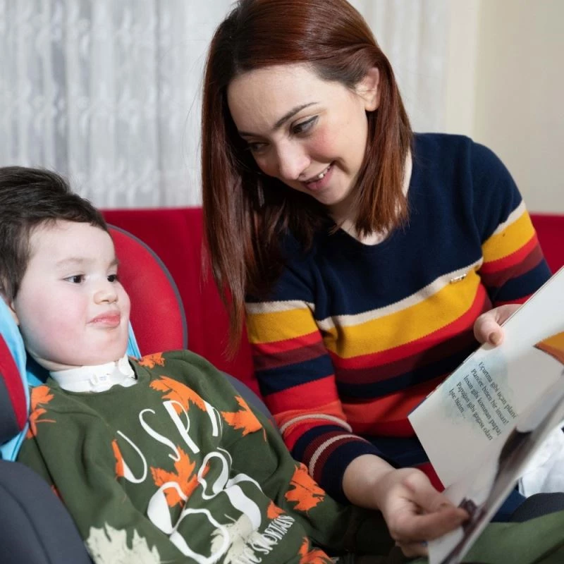 SMA hastası Çağan Meriç Demir 6 cihaza bağlı olarak yaşamını sürdürüyor
