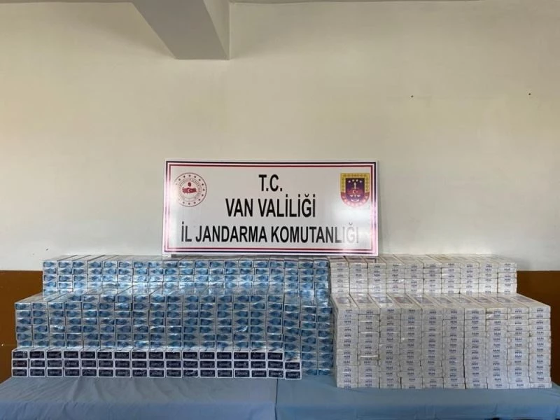 Başkale’de 7 bin 920 paket kaçak sigara ele geçirildi
