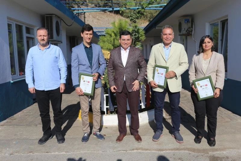 Başkan Tütüncü’den başarının mimarlarına teşekkür belgesi
