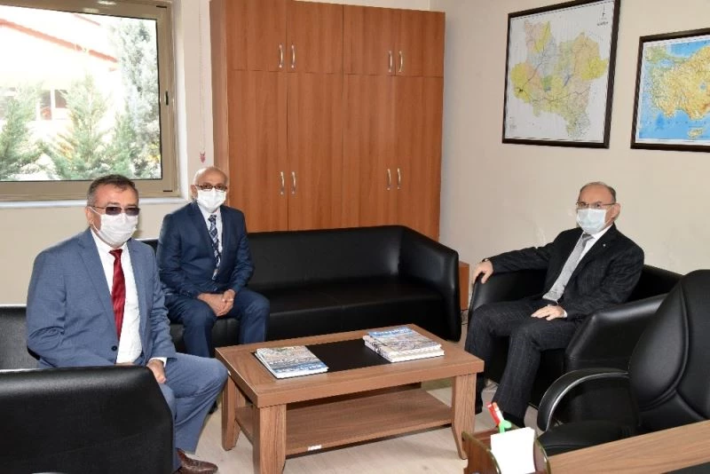 Vali Karadeniz kurumların çalışmalarını yakında takip ediyor
