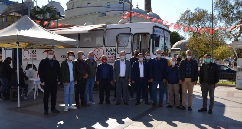 Ülkücüler Deren için kan verdi
