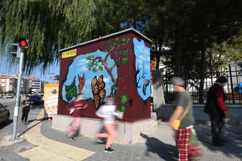 Altındağ’da elektrik trafoları rengarenk
