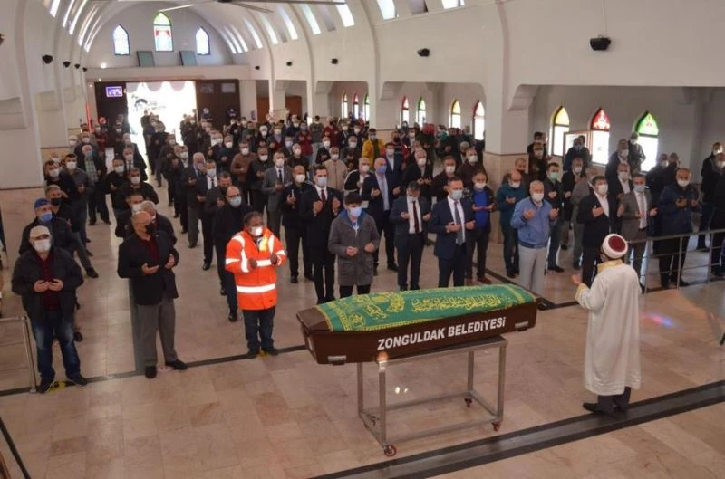 Zabıta komiseri son yolcuğuna uğurlandı
