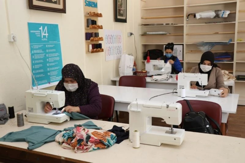 SAKEM kursları pandemi koşullarında devam ediyor
