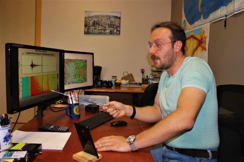 İzmir depreminin ses kayıtlarını yayınlayan Araştırma Görevlisi Livaoğlu:
