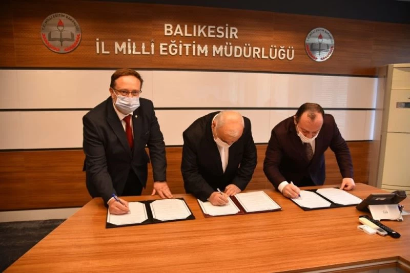 Hayırseverden Fatih Ortaokuluna ek 10 derslik
