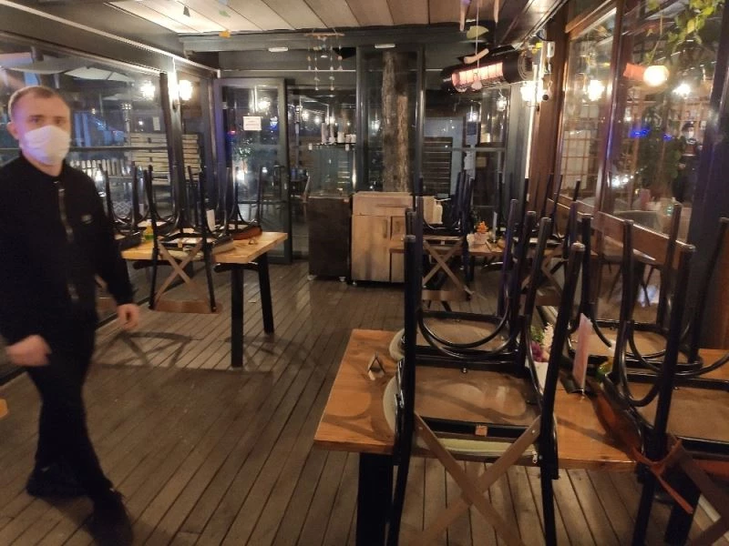 Sarıyer’de kısıtlamanın ilk dakikalarında jandarmadan eğlence mekanlarına denetim
