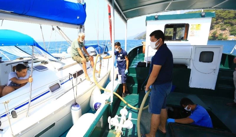 Denizlerden 2 milyon 237 bin litre atık toplandı
