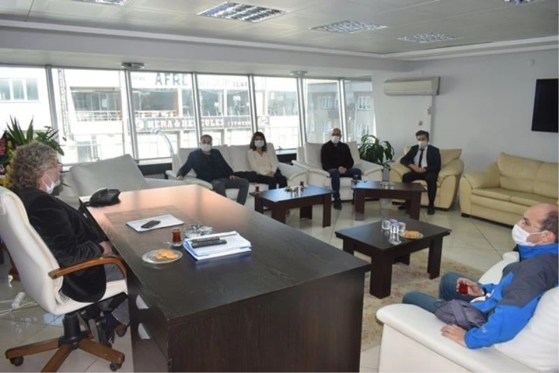 Kadıoğlu mozaiklerini incelediler
