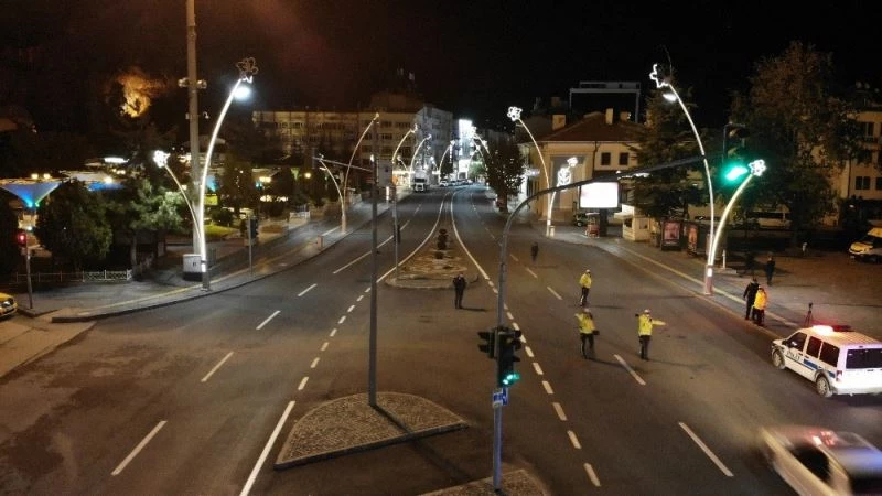 Tokat’ta kısıtlama sessizliğini kuşlar bozdu
