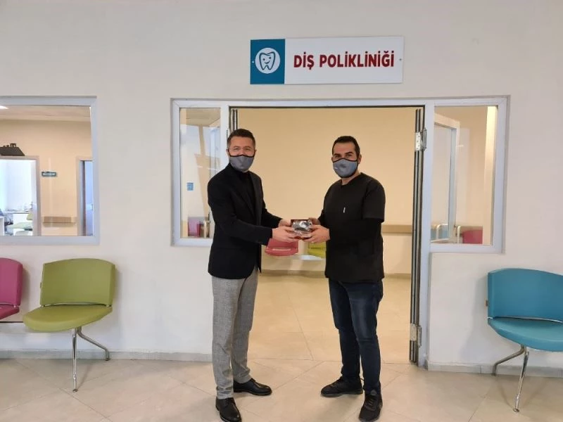 Mustafa Temel’den diş hekimlerine özel maske
