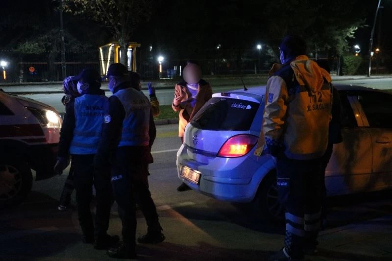 Sivas’ta yasağa muhalefet cezayı engelleyemedi
