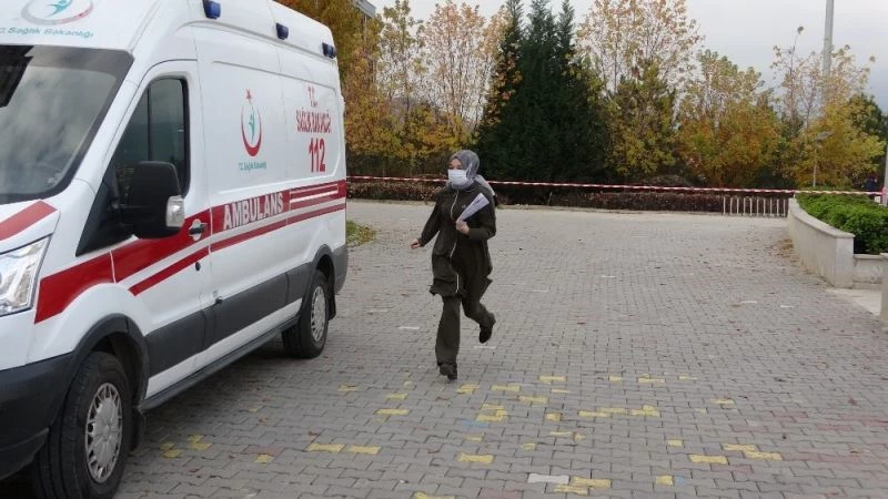 Karabük’te adaylar saniyeler kala sınava yetişti
