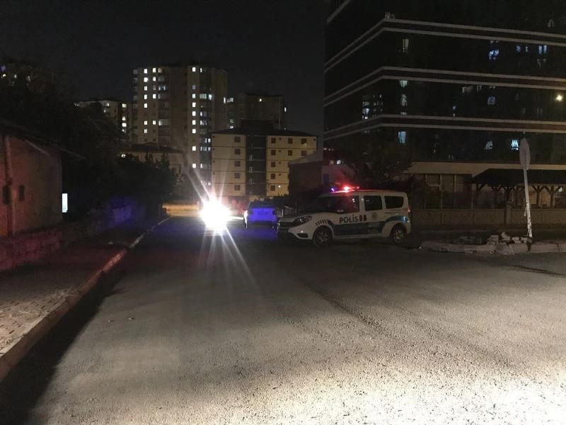 Polisten kaçan uyuşturucu taciri bacağı kırılınca yakayı ele verdi
