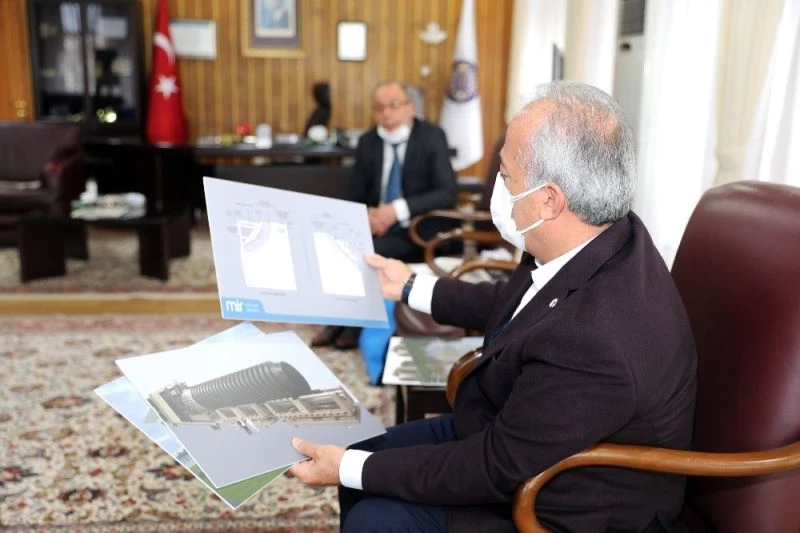 Mir Holding yöneticilerinden Rektör Çomaklı’ya ziyaret
