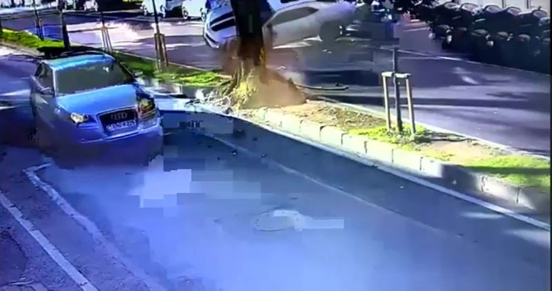 Enes Batur’un ölümden döndüğü kaza kamerada
