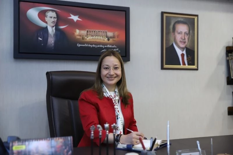 AK Partili Bakbak’ın Öğretmenler Günü Mesajı
