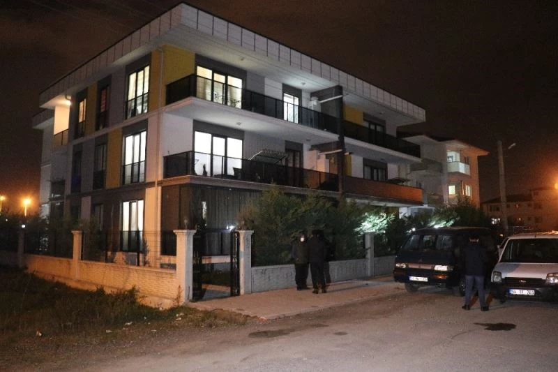 Üvey babasını öldüren 15 yaşındaki genç: 