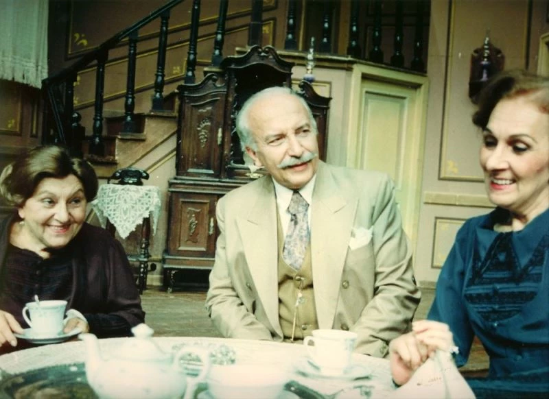 Usta oyuncu Devrim Parscan, 83 yaşında vefat etti
