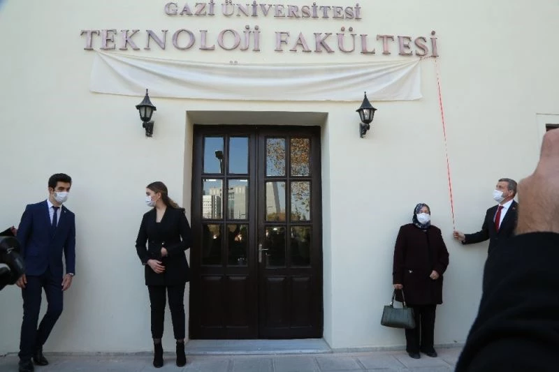 Gazi Üniversitesi Teknoloji Fakültesi binasına Ülkücü şehit Ertuğrul Dursun Önkuzu’nun adı verildi
