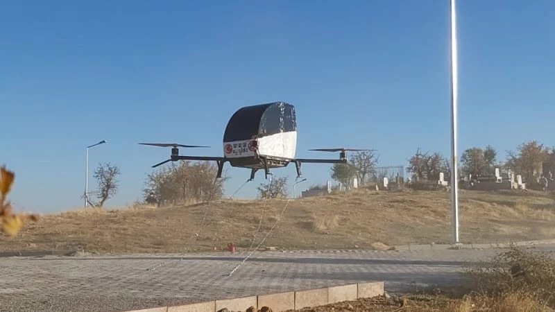 Siirtli kaşif hayalindeki ’uçan arabayı’ uçurmayı başardı
