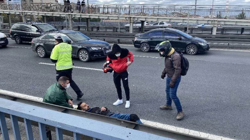 E-5 karayolunda otomobil motosikletliye çarpıp kaçtı
