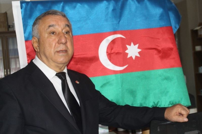 Serdar Ünsal: “Dünya Türk askeri ve Ermeni askeri farkını görsün”
