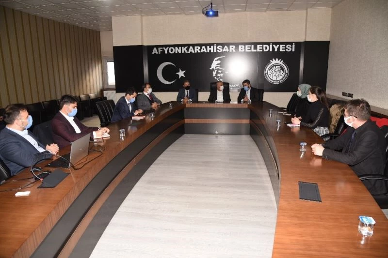 Nostaljik tramvay projesinde güzergah masaya yatırıldı
