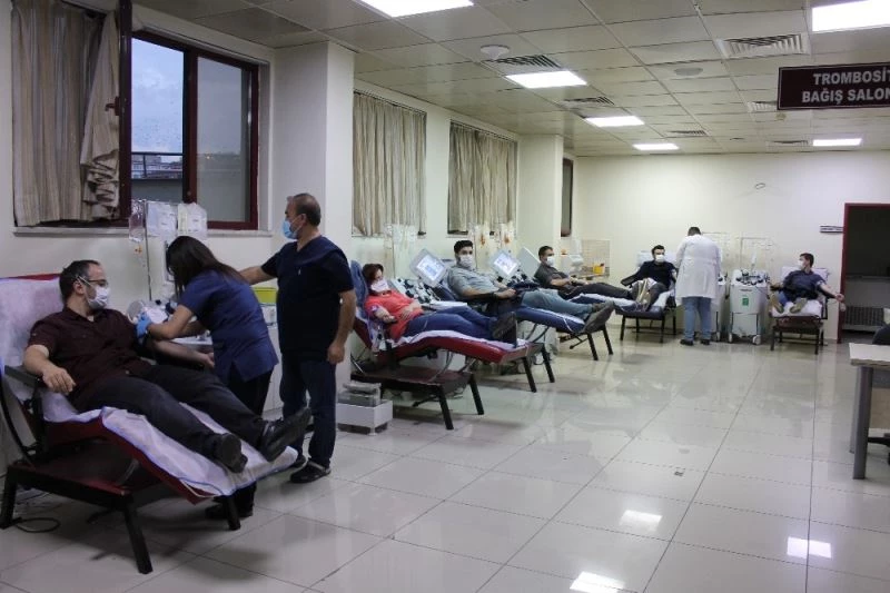 GAÜN hastanesi hekimleri immün plazma bağışlarıyla şifa oluyor
