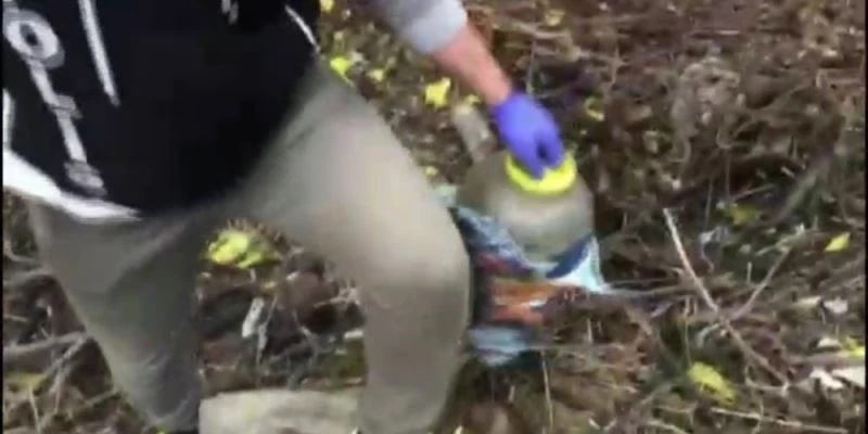 Bursa’da uyuşturucu operasyonunda 2 kişi gözaltına alınırken, 1 kilo esrar ele geçirildi
