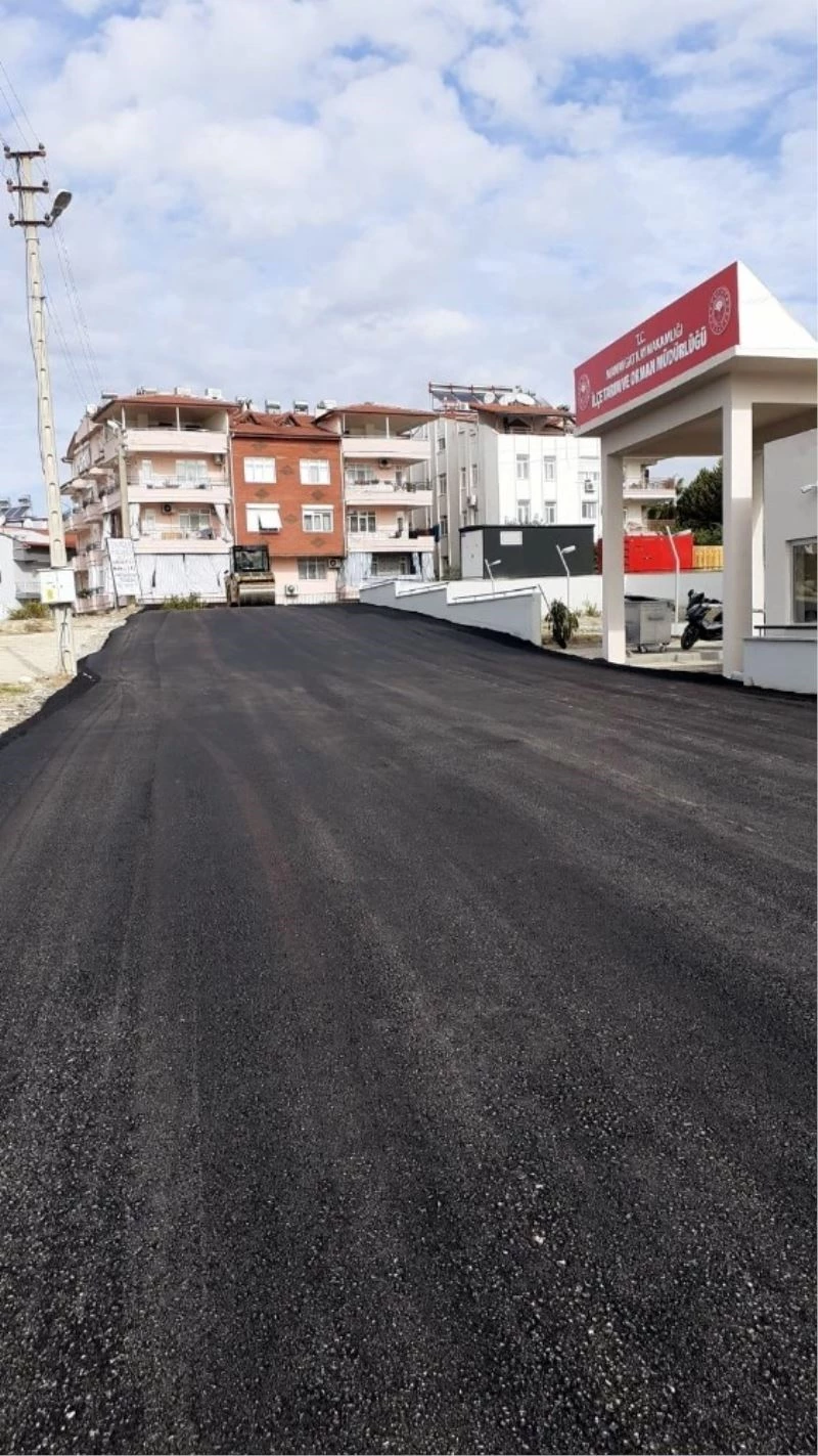 Manavgat Belediyesi’nden Mimar Sinan ve Kavaklı’ya sıcak asfalt

