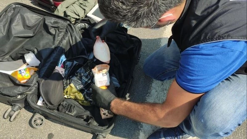 Meyve suyunu boşaltıp, uyuşturucu koydu
