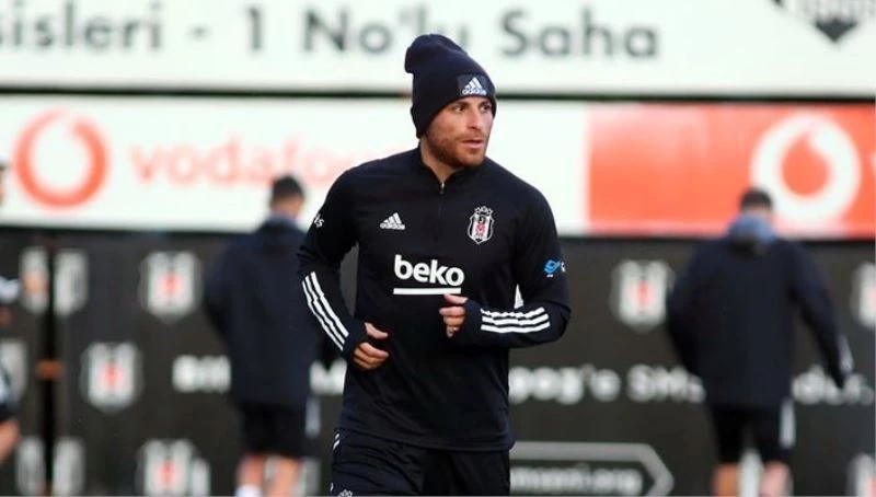 Beşiktaş’ta Gökhan Töre Fenerbahçe derbisinde yok
