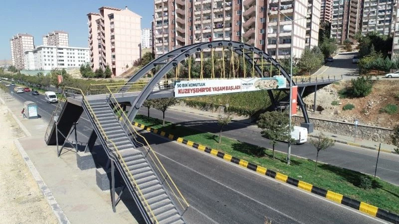 Büyükşehir daha estetik üst geçitler için kolları sıvadı
