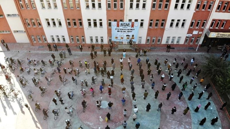 Pandemide kitap okuyarak kazandılar
