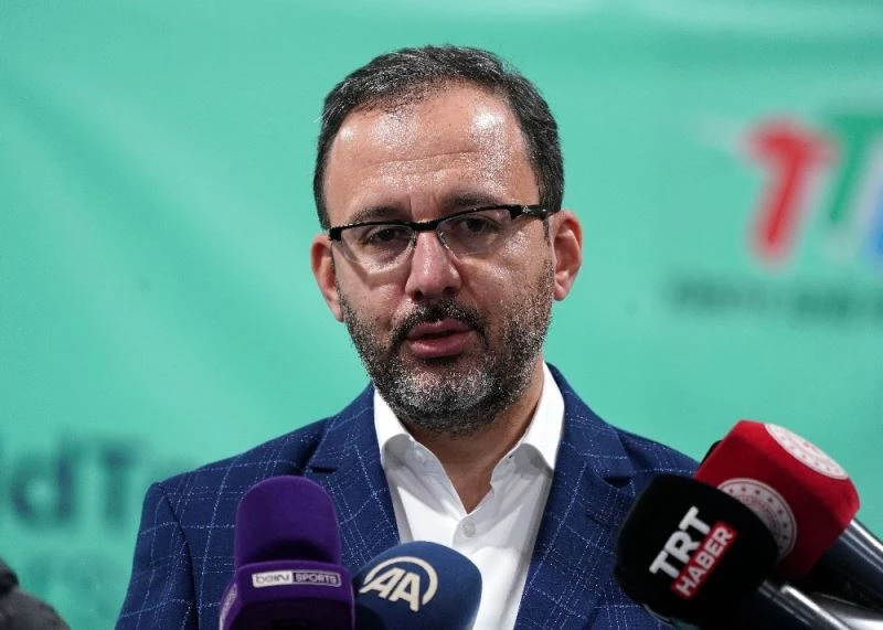 Bakan Kasapoğlu: “Cemil hocanın hatırasının yaşatılması adına çalışmalarımız olacak”
