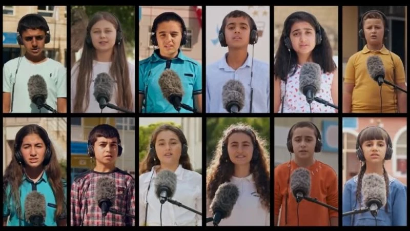 Türkiye’nin Sevgi Çiçekleri Vizör’ün ardında
