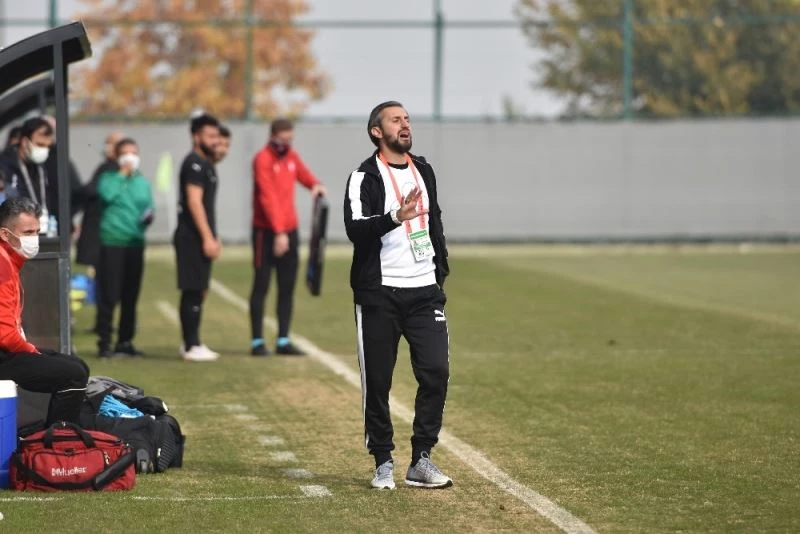 Özbalta, Hekimoğlu galibiyetini değerlendirdi
