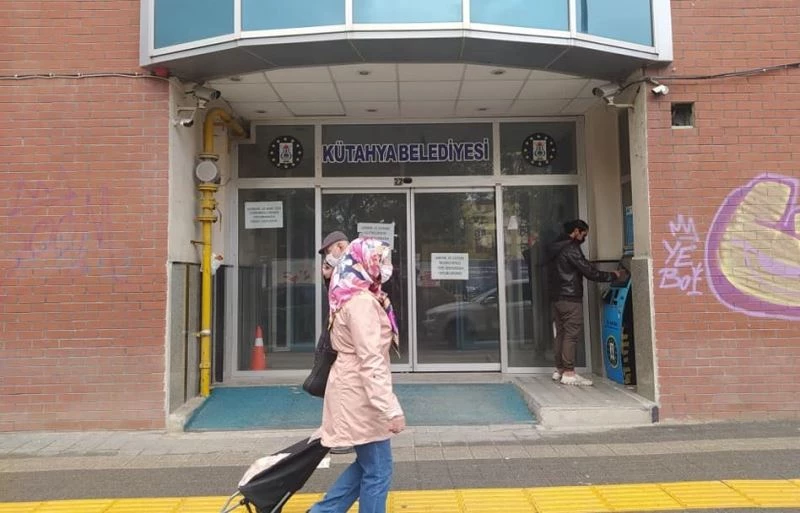 Belediye eski binası 18 aydır boş duruyor
